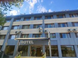 Хотел Устра，位于克尔贾利的酒店