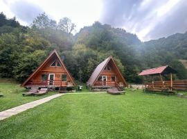 Cabanutze Satic，位于鲁克尔的酒店