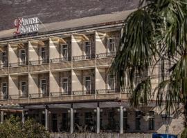 莱奥塔尔酒店，位于特雷比涅的酒店