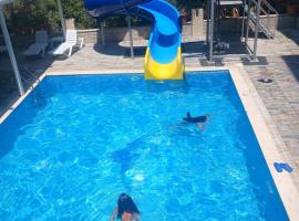 GARDEN ASMİN OTEl&SPA，位于Kızılbağ的酒店