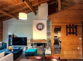 TETOS Wooden House，位于Velventos的带停车场的酒店