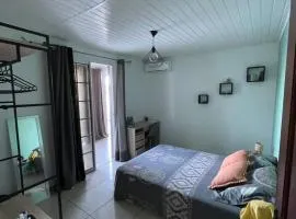 Escapade dans l'Est , chambre confort avec piscine