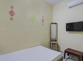 SPOT ON SKP Hotel，位于Chimur的酒店