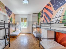 Hostel Colors Of Adriatic - Youth Only，位于斯普利特的酒店