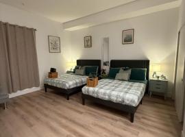 Vine Loft FREE DESIGNATED PARKING & WIFI close to Universal Studios，位于洛杉矶的公寓