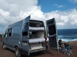 Furgoneta Camper，位于大加那利岛拉斯帕尔马斯的酒店