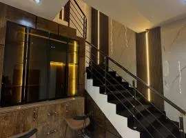 Aviv luxury homes