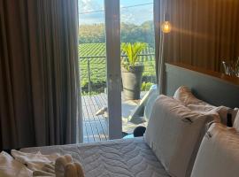 Vista Vigneti Albergo & Vino - Vale dos Vinhedos，位于本图贡萨尔维斯的旅馆