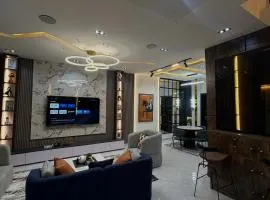 Aviv luxury homes