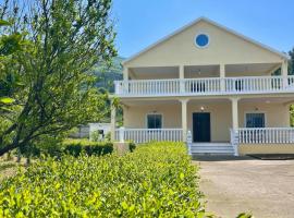 Charming Villa in Lezhë,Albania-Your Albanian Gem，位于莱什的酒店
