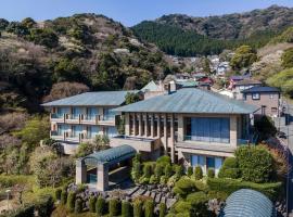錦月-熱海山莊 含送迎服务，位于热海的酒店