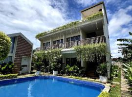 Syailendra Hotel Syariah，位于哲帕拉的酒店
