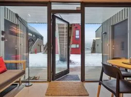 Explorers Rest, Henningsvær