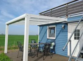 Prima Resort Boddenblick - Camping-Stellplätze - Tiny Houses & Ferienwohnungen in Ostsee Nähe