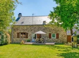 Maison avec grand jardin 10km plage