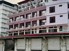 Hotel Travelling Stand