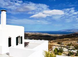 Panoramic View House above Lefkes Village, Paros，位于雷夫克斯的酒店