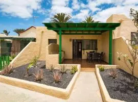 Cozy Bungalow in Costa Calma