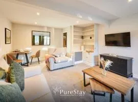 Ravens Nest Executive Suite at the Raven Aparthotel in Much Wenlock by PureStay