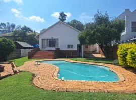 Sunset Studio Romantic Escape with Pool View