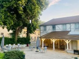 Hôtel du Cheval Blanc - Paris Marne La Vallée