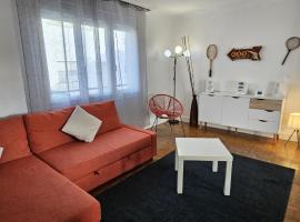 Maison agréable, quartier calme，位于洛里昂的酒店