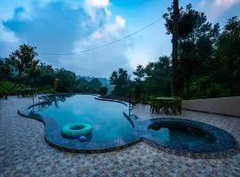 Paradise Pool Resort