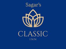 Sagars Classic Inn，位于Honāvar的酒店