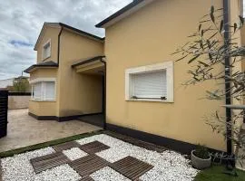 La casa amarilla