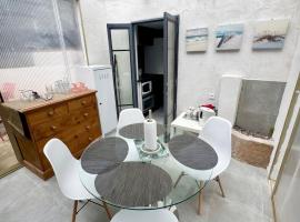 Appartement Jardin 10mn centre，位于尼斯的酒店