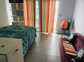 Chambre spacieuse Pour 2 personnes，位于皮特尔角城的酒店