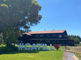 Von Menzel Bed and Beer，位于帕拉尔的带泳池的酒店