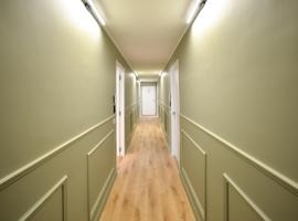 Residenza Ximenes Hub，位于巴勒莫的酒店