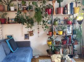 Charmant 2 pièces à Arcueil Calme, tout équipé RER B, Maison des Examens，位于阿尔克伊的酒店