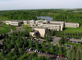 Oak Ridge International Hotel & Conference Center，位于Chaska的酒店