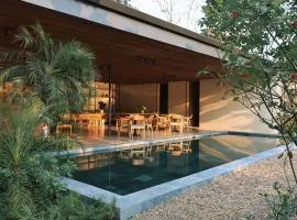 Vả Riverside Retreat