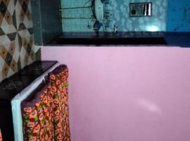 Hotel Yamnotri Darshan，位于Kutnaur的酒店