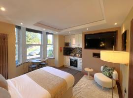 Melbury Rooms & Studios，位于埃克塞特的带停车场的酒店