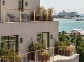 Mitsis N'U Piraeus Port，位于比雷埃夫斯的酒店