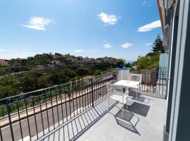 Suites in the Amalfi Coast - GuestHouse with Terrace near Amalfi - Breathtaking View of Ravello，位于斯卡拉的酒店