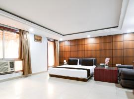 Super Collection O Shanti Bhawan Bank More Formerly Madhulika，位于丹巴德的酒店