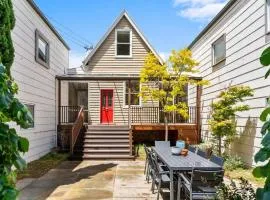 Hobart Heritage Home - Close to CBD & Airport