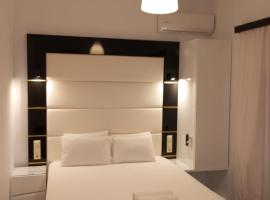 Spiros Rooms，位于卡斯特罗西基亚的酒店