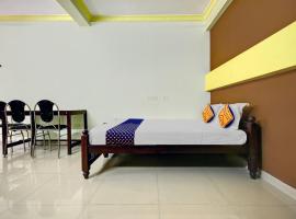 SPOT ON Ummis Residency，位于尼杜巴塞莱的酒店