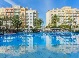 Suíte com vista para praia dentro de hotel - Seazone ILCTOP，位于弗洛里亚诺波利斯的酒店