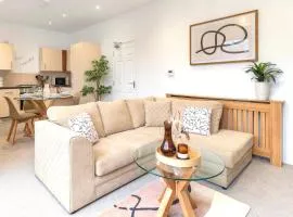 NEW Balfour House by Truestays - 5 Bedroom House in Stoke-on-Trent