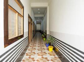 Hotel O NAYARA，位于阿里格尔的酒店