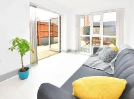 Kiln Side by Truestays - 3 Bedroom House