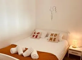 Agréable Studio Chantilly avec balcon et parking securisé