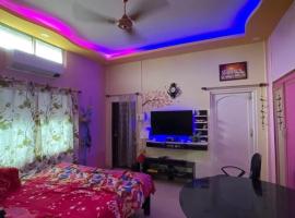 Flagship RB Homestay，位于焦尔哈德的酒店
